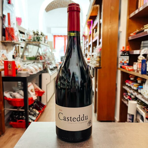 Bouteille de 75cl de vin Corse du domaine Saparale cuvée "Casteddu"