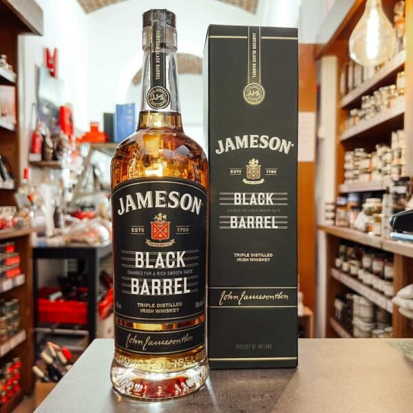 Bouteille de 70cl de whisky Jameson Black Barrel