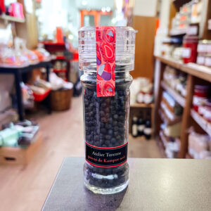 Poivre noir de Kampot en moulin