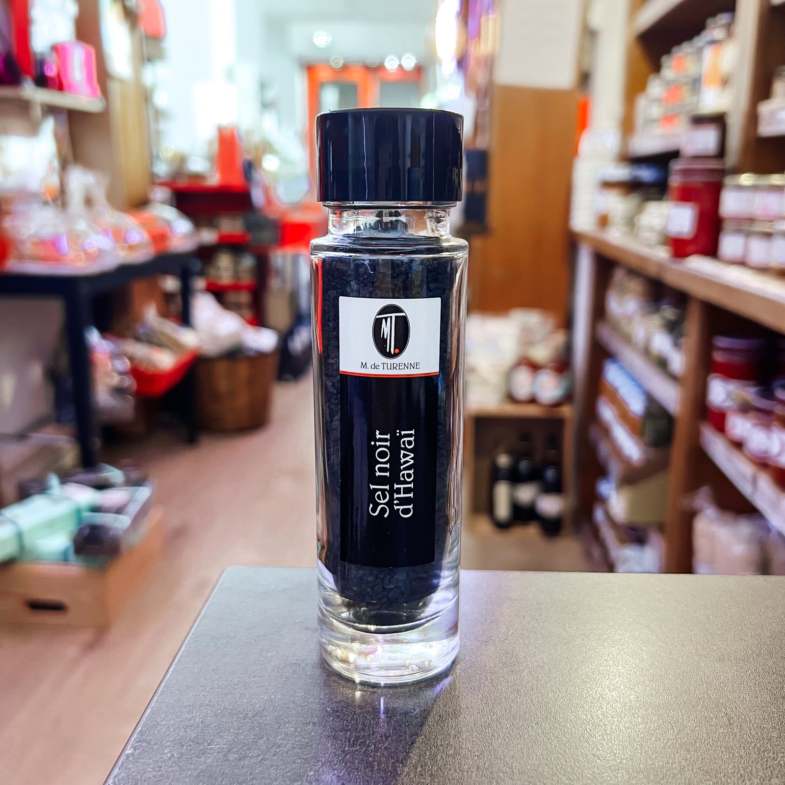 Sel noir d'Hawai en moulin