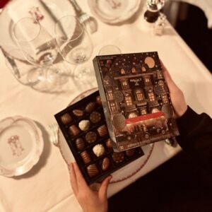 Coffret 20 Chocolats de Noël – Best-seller Maxim’s