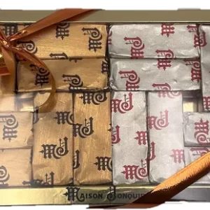 Coffret Nougat de Noël - Mélange de 8 Bâtonnets Blanc Tendre et 8 Noir Souple